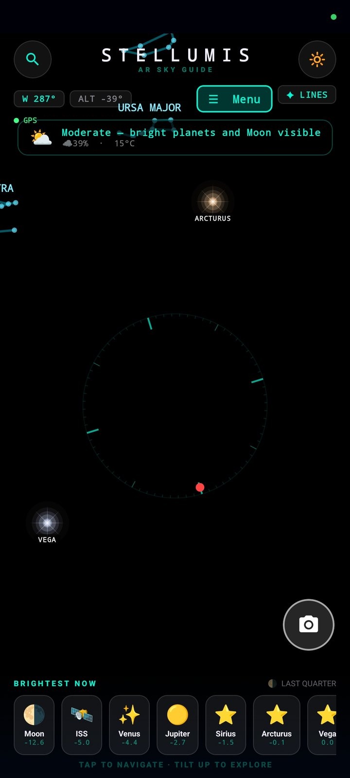 Stellumis at night: Arcturus, Vega and Ursa Major labelled on the camera image